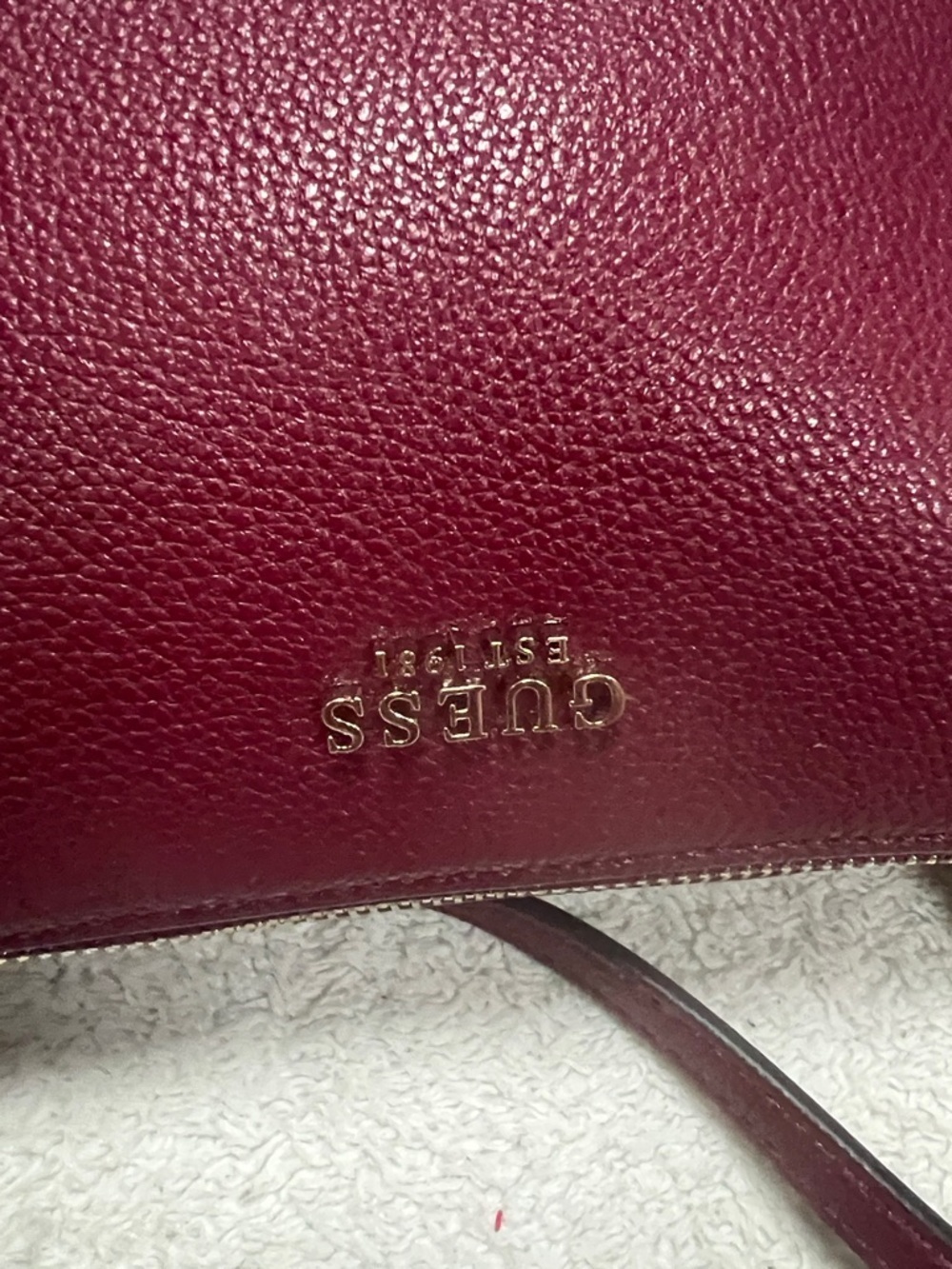 Guess Small Handbag - Picture 4 of 5